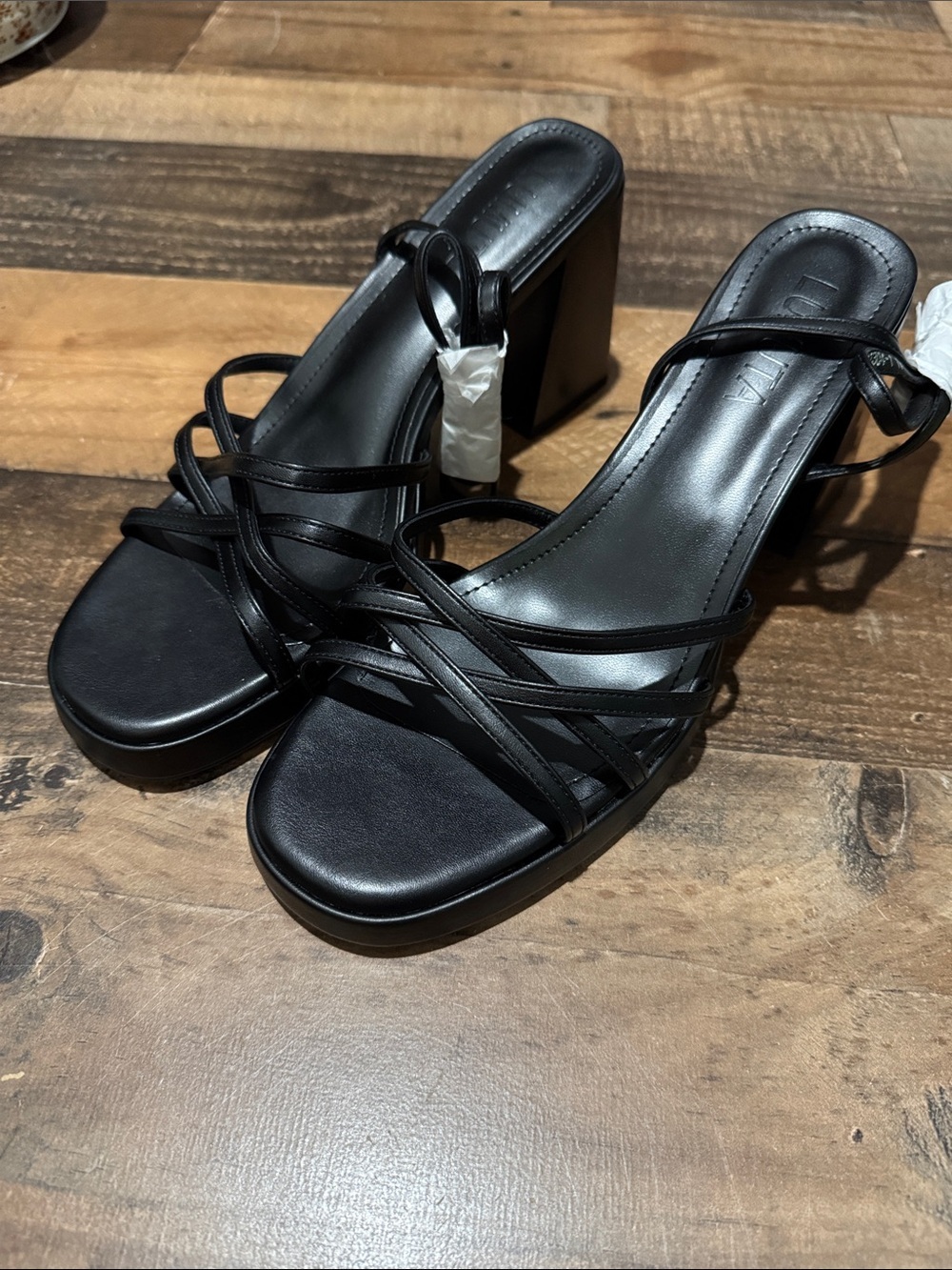 Black Strappy Block Heel Sandals Lumuta size 11 NEW